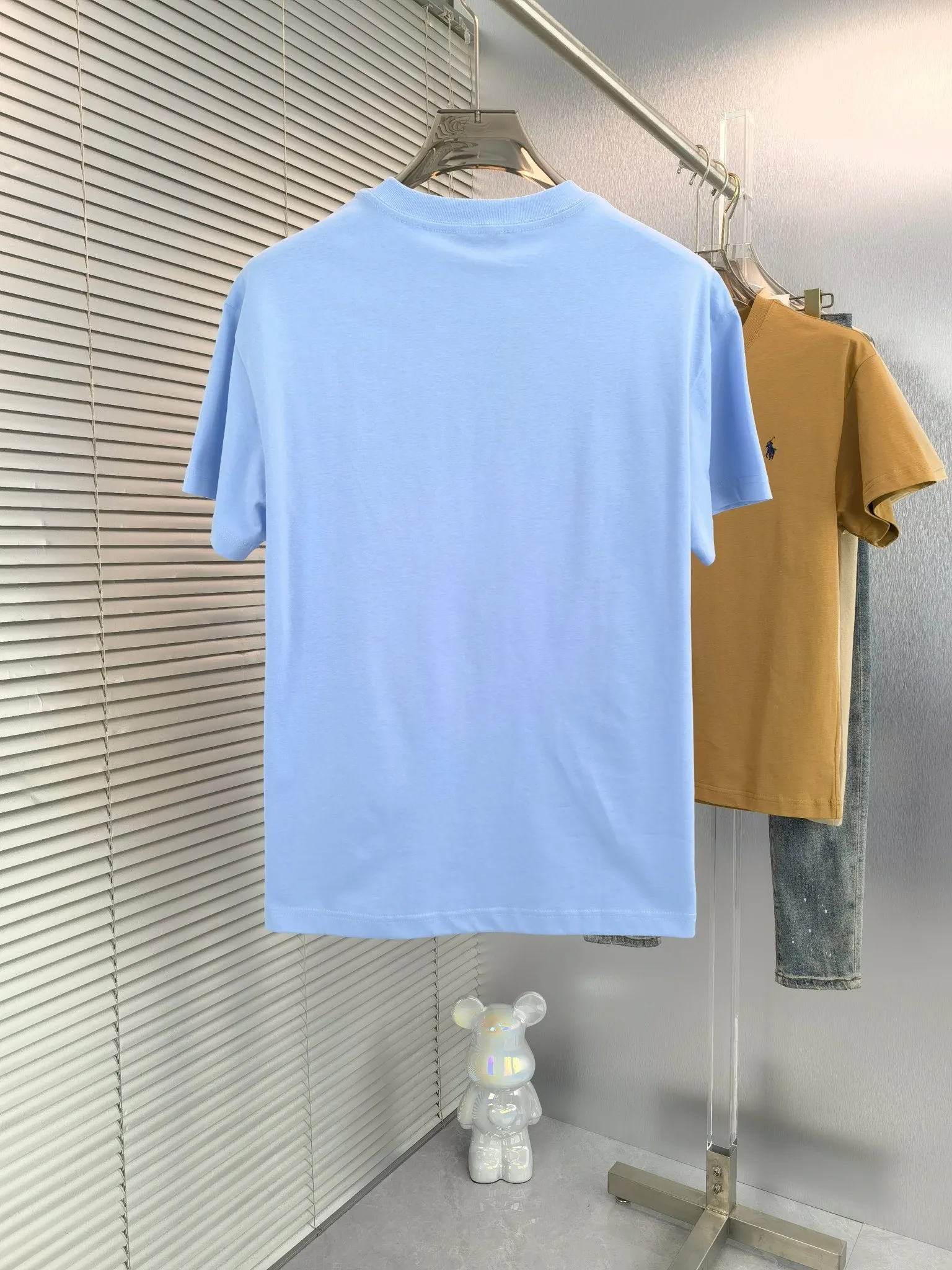 P170 🌸🌸🌸 Ralph Lauren Polo (available all year round) short-sleeved T-shirt 280g, couples style, same style for men and women. Made of imported custom dyed fabric, fashionable yet luxurious. The quality is unquestionable. The upper body effect is great💂🏿 The single product is very unique. Color: Picture color (7 colors) Size: M ~ 2xL